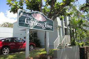 $2,600 / 3br - 900ft2 - Pearlridge Gardens - 3 bedroom, 2 bath, 2 parking (Aiea Pearlridge)63686709956355120