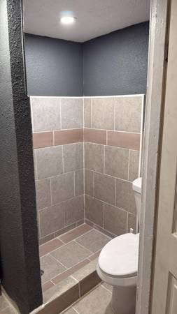$1,100 / 2br - MUST SEE 2BEDROOMS! QUEIT AND SUNNY! (West Oxford & N 21st)63754673918979122