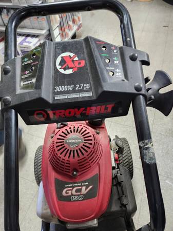 TROY-BUILT 3000PSI PRESSURE WASHER 1