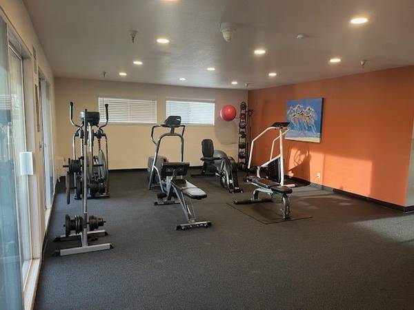$2,232 / 1 hab - 618 pies² - Admite mascotas, Paisajismo exuberante, Incluye lavavajillas (hayward / castro valley)63824142359043123