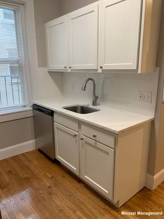 *NO FEE* Fully renovated, cozy studio in great location, *FEB 1* 1