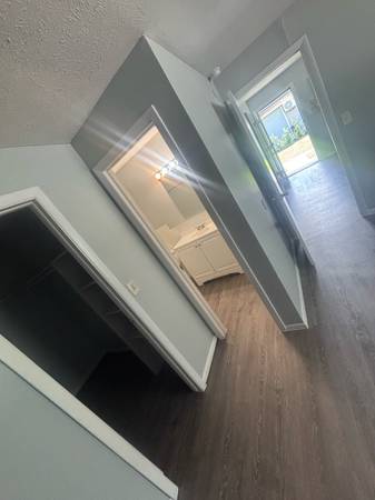 $1,300 / 1br - 800ft2 - APARTMENT FOR RENT FAST APPROVAL not credit check in 33613 read (Tampa)63976136868099124