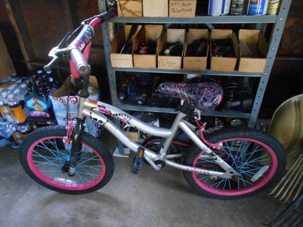 ====Lovely Kids bikes age 5-9, 1