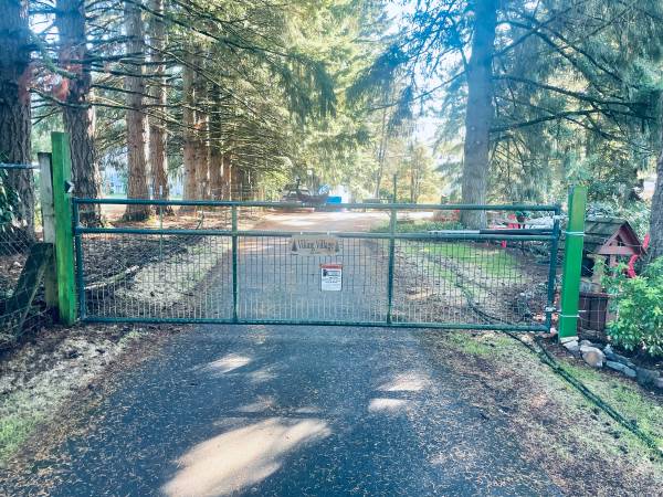 Private Vehicle Parking/Storage 1