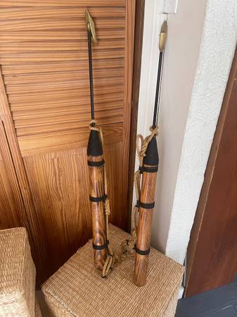 Vintage nautical harpoon decor 1