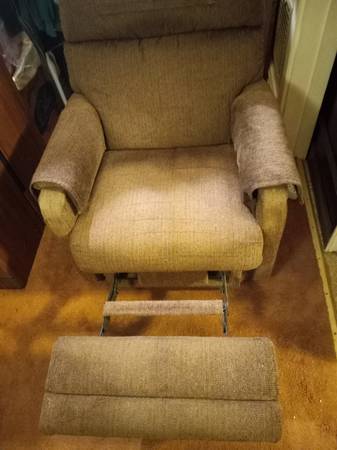 Lazy Boy recliner 1