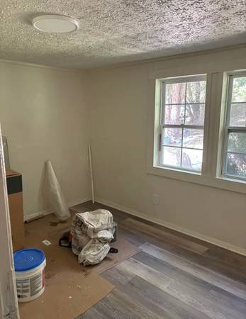 $1,400 / 4br - 4 BR, 1.5 BA (Swannanoa)64029210311811122