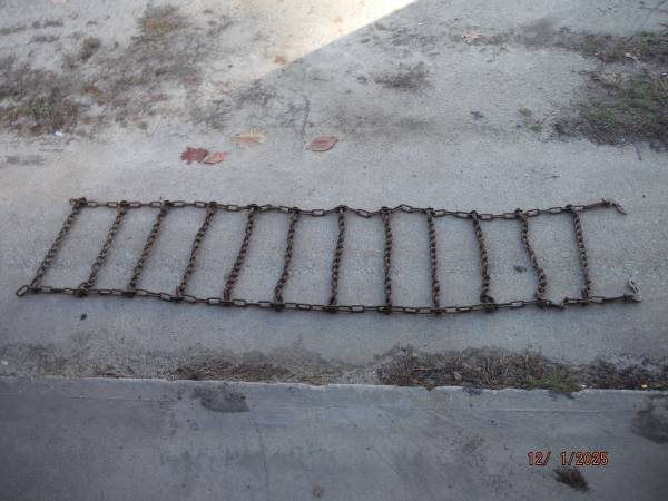 Rear Tire Chains for Compact tractors 1