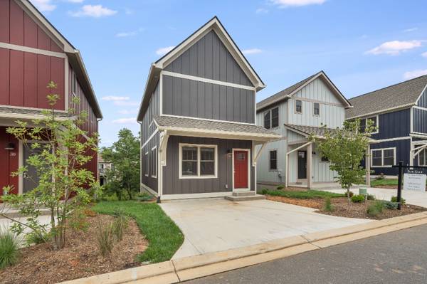 $2300.00 / 2br - 1296ft2 - Bright, Modern Living: 2BR/2.5BA Craftsman w/ High Ceilings, Pet Perks64029204621443120