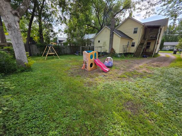 $750 / 1br - $750 | 1BD 1BA| 108 W Vine St Unit 2 | Available 11/03/2025! (Chippewa Falls)63845958394113123