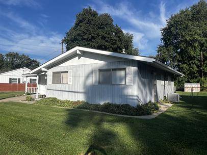 $1,399 / 3br - 1100ft2 - 2003 E. 8th Street (Jeffersonville)64008828694403120