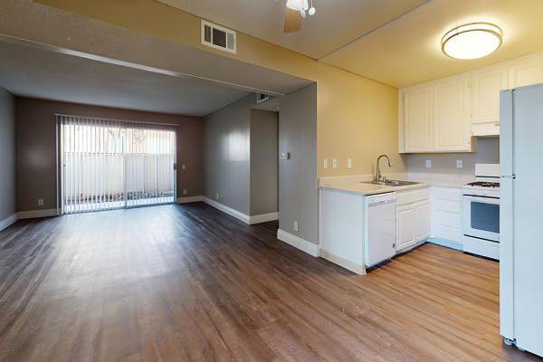 $2,185 / 2br - 880ft2 - Gated Community, Plank Flooring, Playground, Courtesy Patrol64028083645826122