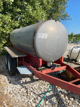 1100 gl. Water Wagon 1