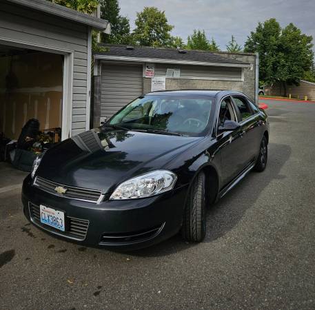 2010 Chevrolet impala LS (Needs Transmission Work) - $900 (Selah)63436932928771124