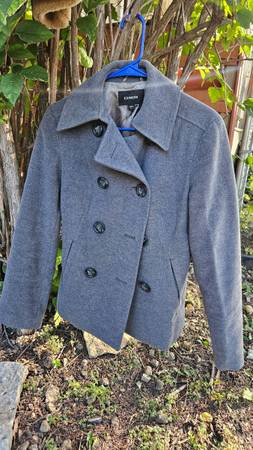 Express Ladies Coat sz Small 1