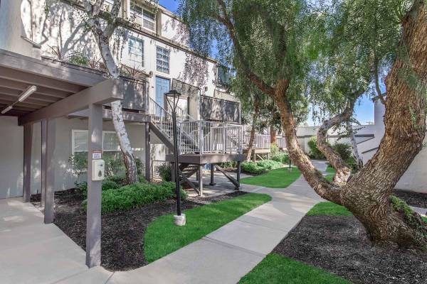 $2,390 / 1br - 670ft2 - 1BD 1BA, ¡Situado en Pleasant Hill!, Lavavajillas (concord / pleasant hill / martinez)63813662644353120