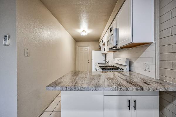 $1,199 / 1br - 744ft2 - 430 W 3RD ST Unit #3 (Mesa)64024994348673123
