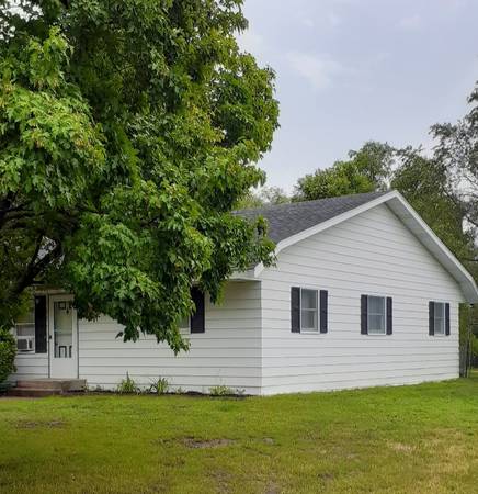 13051 41st Ave. HALLIE, WI. 1