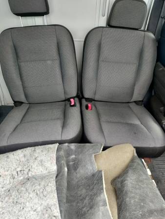 Front driver's and passenger seat Crown Victoria police 1