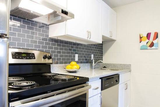 $1,700 / 2br - 745ft2 - 2br - 745ft2 - Sunny 2 bed Available (Dover)63656245096577121