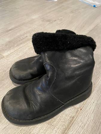 Boots for girls size 33 European 1