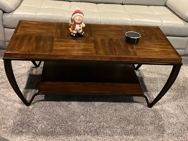 Coffee table and matching end table 1