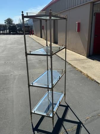 estante de exhibición cromada - $350 (MODESTO)63470292351105123