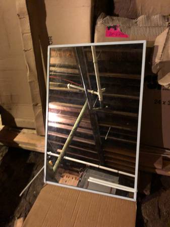 MIRROR Stainless Steel Channel Frame Mirror 1