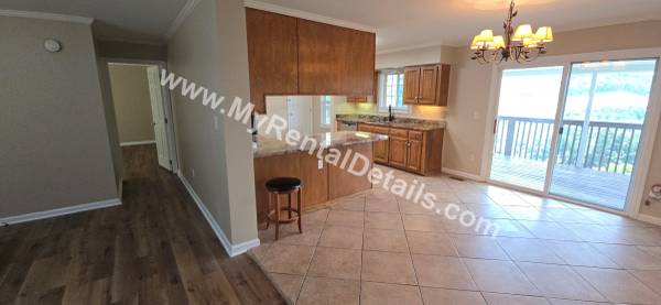 $3,000 / 4br - 2442ft2 - Great layout featuring an In-law suite with separate entrance (Asheville)64029212269187124