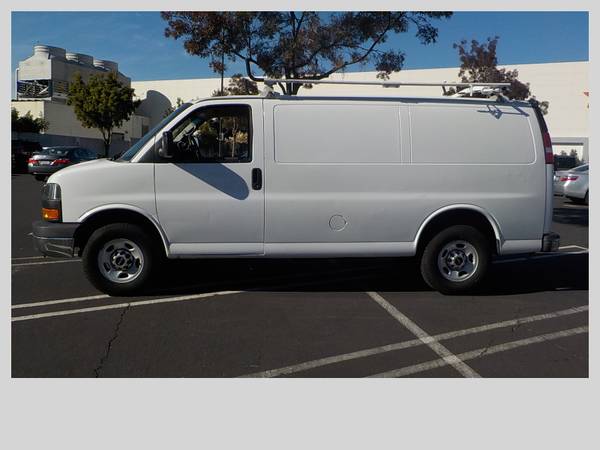 2015 GMC Cargo Contractor Van with Low Mileage #058 - $21,88863477403111681124