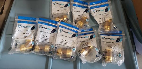 3/4" Sharkbite couplings 1