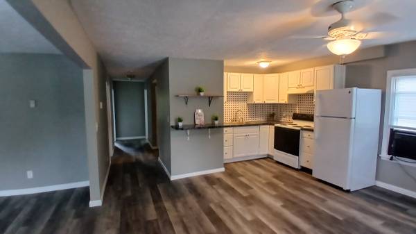 $1,950 / 3br - 3 Bed/1Bath 2nd floor Apartment (Pasadena, MD)63694817763457120