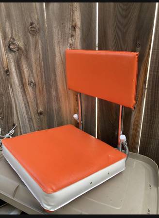 Stadium foldable chair 1