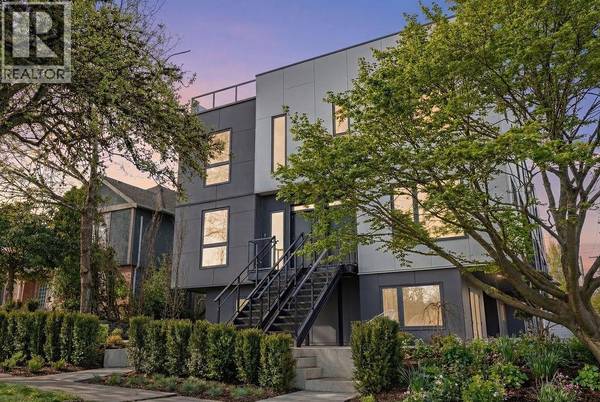Would you be comfortable in this home? Townhouse in Vancouver. 3 Beds, 3 Baths 1