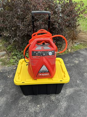 Husky portable Air Compressor 1