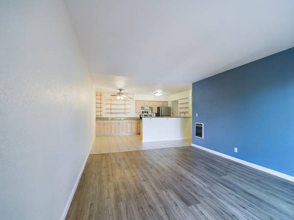 $2,095 / 1br - 672ft2 - Charming 1BR w/ Spacious Balcony in Prime Grand Lake Area; Great Value (oakland lake merritt / grand)63824143175811122