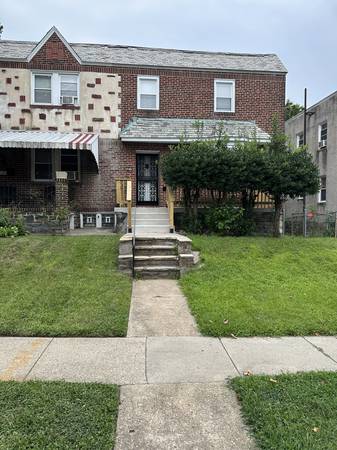 $1,300 / 2br - 3706 Dolfield Ave. Apt. 2 (Baltimore)63694501289987120