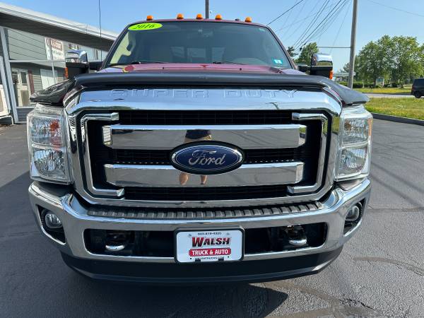 ** 2016 FORD F250 SUPER DUTY CREW CAB XLT CLEAN 4X4 ** - $24,500 (WALSH TRUCK AND AUTO)63615227487491121