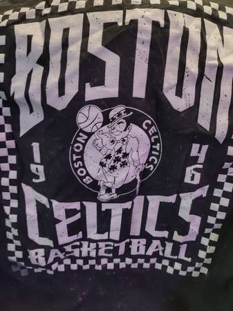 Looking for DONATIONS of Secondhand Women's Clothes (SIZES 0-8) 1