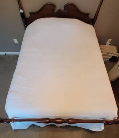 Bedspread Coverlet White, Summer Blanket Chenille 104x96 Egyptian Cott 1