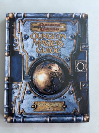 Excellent condition Dungeons & Dragons Dungeon Master's Guide v.3.5 1
