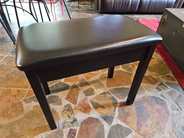 Piano Bench 1