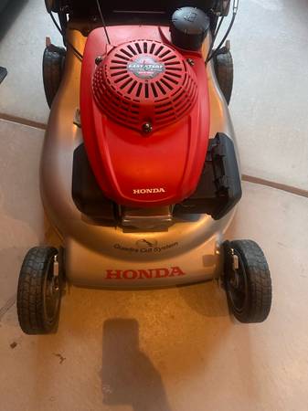 Honda LawnMower 1
