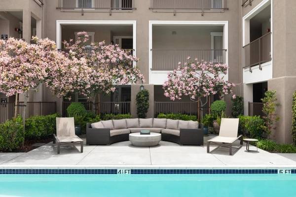 $2,895 / 2br - 1000ft2 - Modern Living with All the Perks  Views, Pool, Gym  More (danville / san ramon)63657982138369120