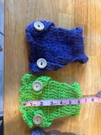 Chicken saddle / sweater 1