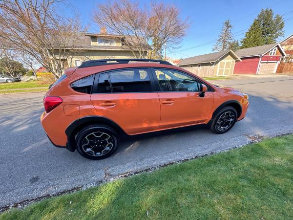 2014 Subaru CrossTrek 2.0i premium - $16,90063617333091713123