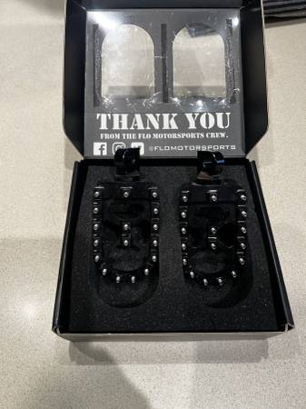 FLOW MOTORSPORT FOOTPEGS for HARLEY 1