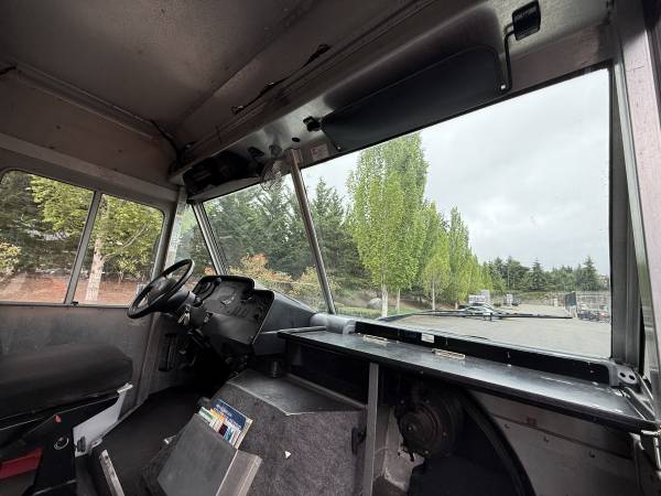 2011 Ford Econoline Truck
