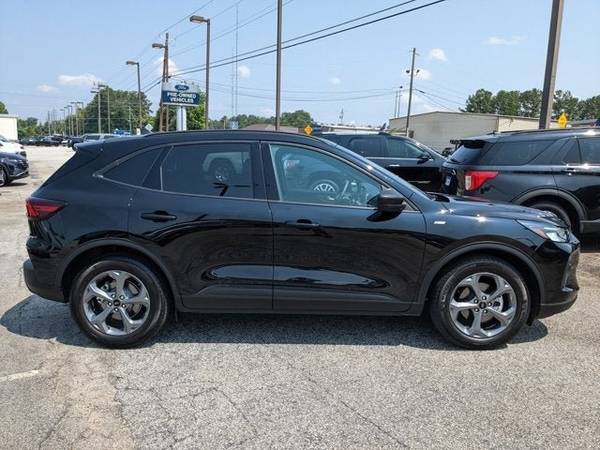 2025 *Ford* *Escape* *ST-Line FWD* - $28,850 (Legacy Ford)63620602575363122