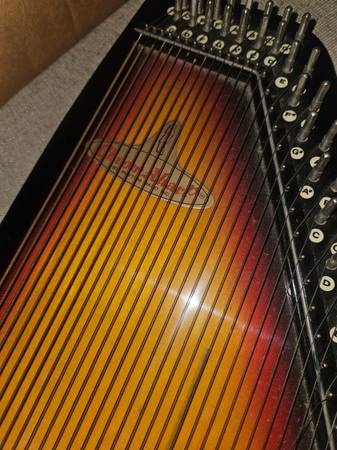 Rhythm Band ChromaHarp 1